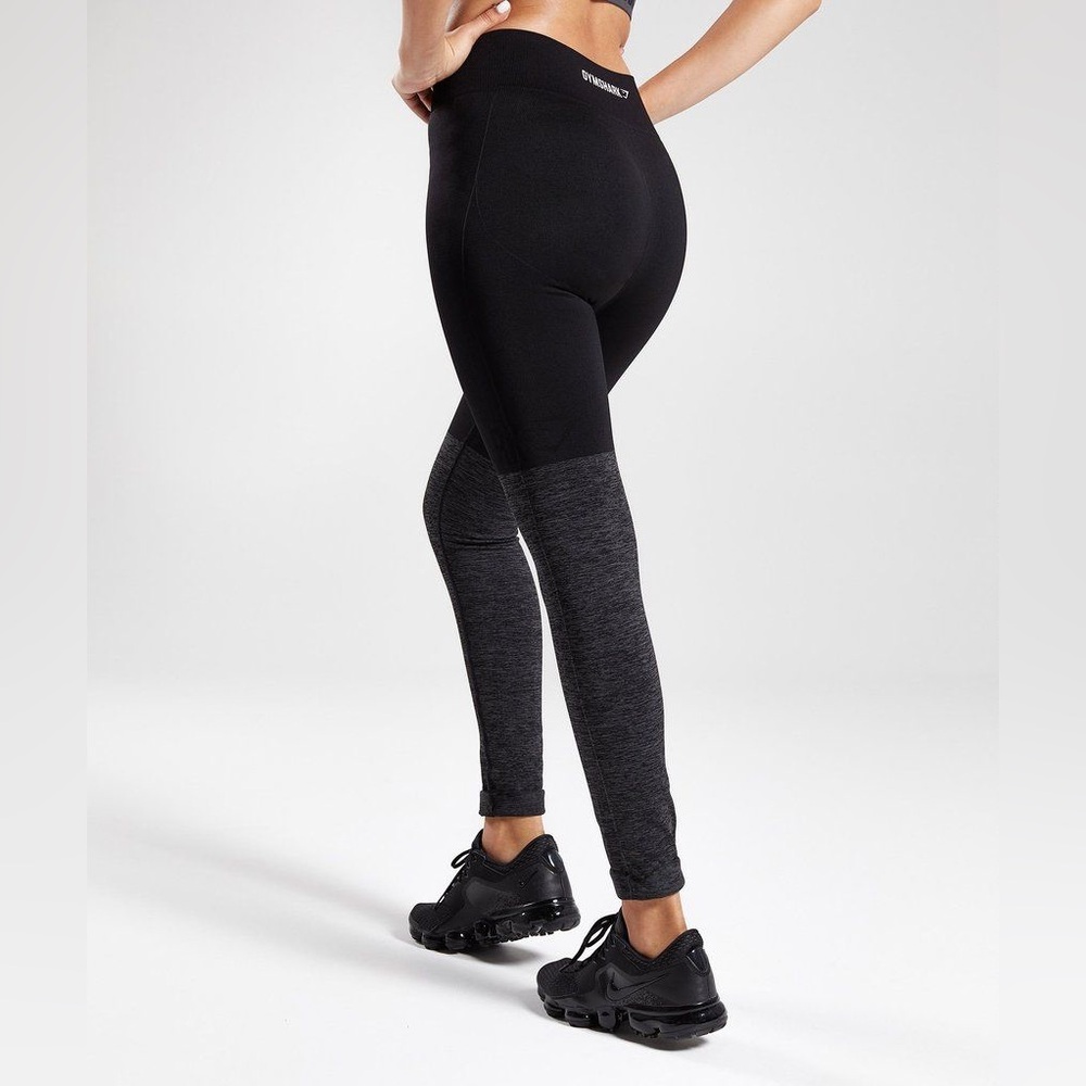 Like New Gymshark Black and Gray Leggings